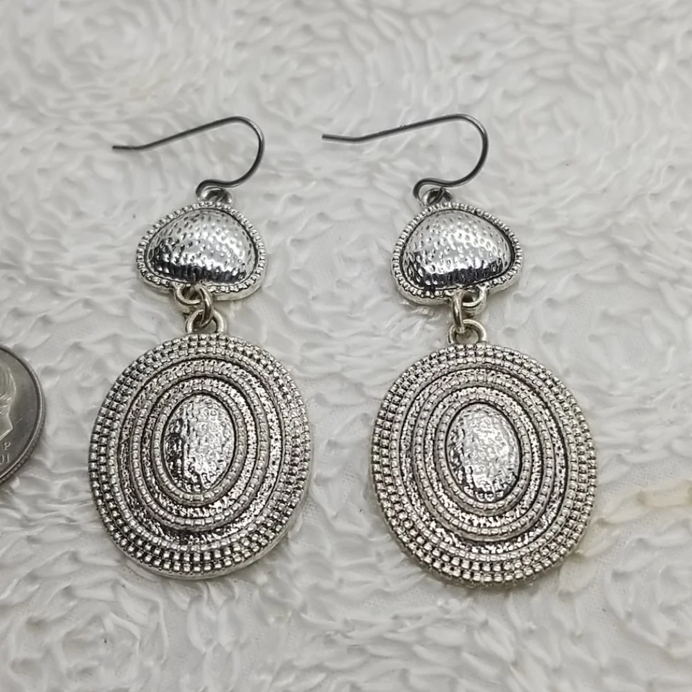 COPY - Dana Buchman Circle Bib Silver Necklace Earring - Picture 9 of 10